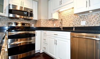 1301 N COURTHOUSE Rd #1005, Arlington, VA 22201