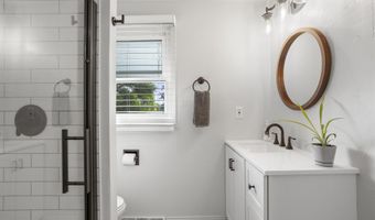 1416 S MATTHIAS St, Appleton, WI 54915