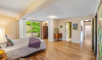 1350 Lopaka Pl, Kailua, HI 96734