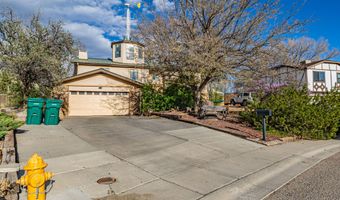 908 MOUNTAIN VIEW Dr, Aztec, NM 87410