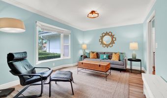 341 Glenbrook Dr, Atlantis, FL 33462