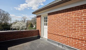 5135 MASSACHUSETTS Ave, Bethesda, MD 20816
