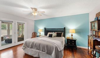75 Rath Dr, Bella Vista, AR 72715