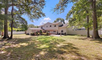 3 Renier Ct, Middletown, NJ 07748