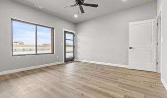 19225 Double Tree Cir, Belle Fourche, SD 57717