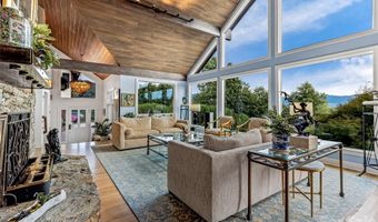10 Beaverbrook Ct, Asheville, NC 28804