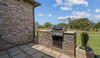 381 Oak Meadow Ln, Weatherford, TX 76085
