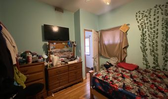 545 Burnsford Ave, Bridgeport, CT 06606