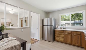 8233 Marvale Ln, Affton, MO 63123