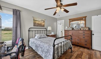 907 Denver St, Alvord, TX 76225