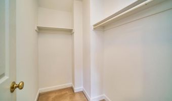 504 N THOMAS St #A, Arlington, VA 22203