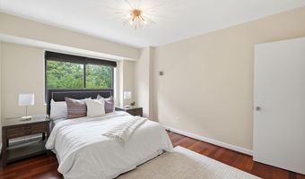 3701 CONNECTICUT Ave NW 222, Washington, DC 20008