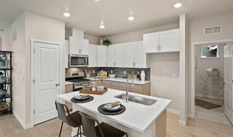 21621 SE Fuji Dr, Bend, OR 97702