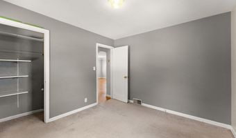1929 Jerrold Ave, Arden Hills, MN 55112