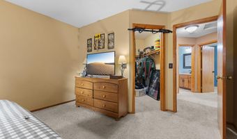 2126 142nd Ln NW, Andover, MN 55304