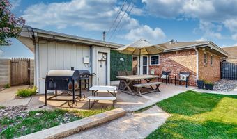 1105 Crescent Dr, Andrews, TX 79714