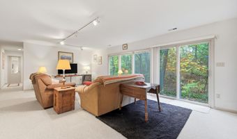 16 SPRUCE HOLLOW Rd, Basye, VA 22810