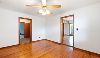 34 7th St, Apalachicola, FL 32320