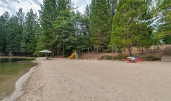 1945 Evergreen Ln, Arnold, CA 95223