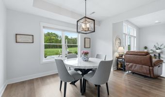 1816 Golfview Dr, Auburn, IN 46706