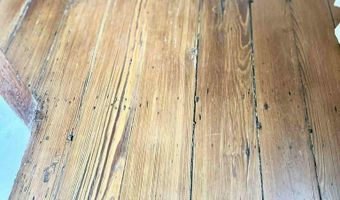 23613 FRONT St, Accomac, VA 23301