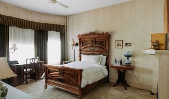 124 Elm St, Bennington, VT 05201