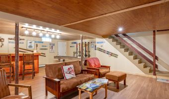 21 Tamarack Ln, Amherst, NH 03031