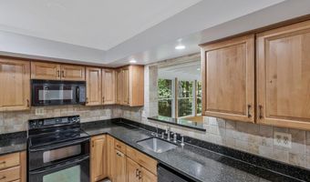5156 LINETTE Ln, Annandale, VA 22003