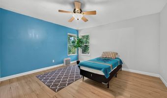 1592 Greenfield Crossing Ct, Ballwin, MO 63021