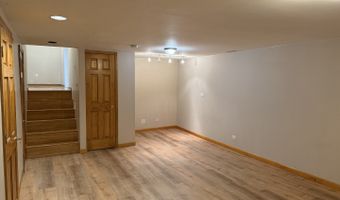 26307 W Grass Lake Rd, Antioch, IL 60002
