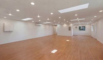 22000 SE Upper Matthews Creek Ln, Amity, OR 97101