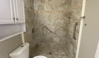 570 W Wycough St, Batesville, AR 72501