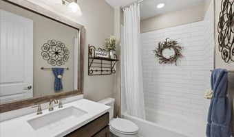 997 Blue Bell Rd, Berthoud, CO 80513
