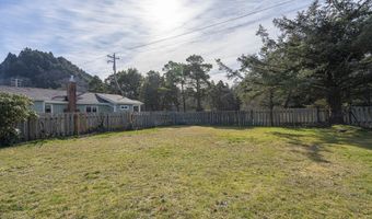 8755 LAKE St, Rockaway Beach, OR 97136