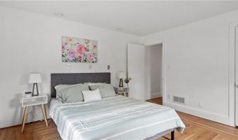 2 Reservoir Ave, Johnston, RI 02919