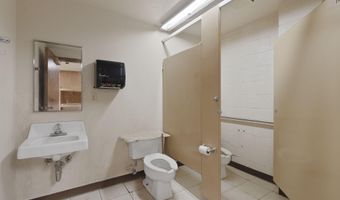 221 BROADWAY Blvd SE, Albuquerque, NM 87102