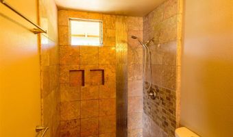 148 HOOMOKU St, Kahului, HI 96732