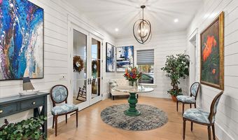 332 4TH St, Atlantic Beach, FL 32233
