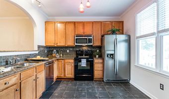 1041 Mica Lamp Ct, Apex, NC 27502