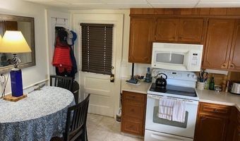 9 Fleetwood Ave, Bethel, CT 06801