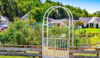 16 LEXIE Ct, Dover, DE 19904