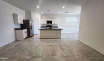 103 S COLLIER Ln S, Casa Grande, AZ 85122