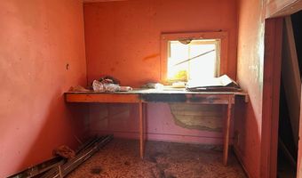 615 E 8th St, Anaconda, MT 59711