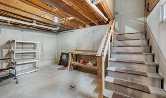 5 Piney Rd, Brookfield, NH 03872