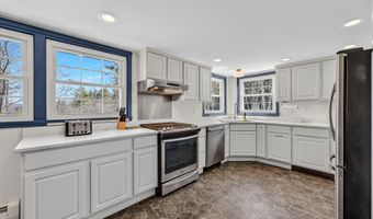 138 Guider Ln, Bethlehem, NH 03574
