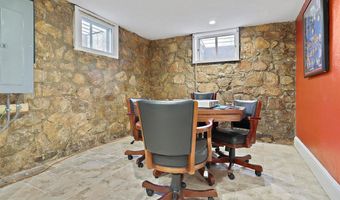 2347 S ARLINGTON RIDGE Rd, Arlington, VA 22202