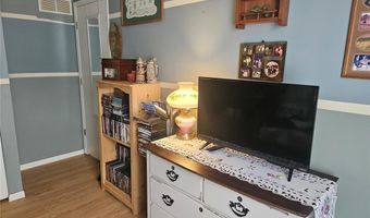 1322 Rockwood Forest Dr, Arnold, MO 63010