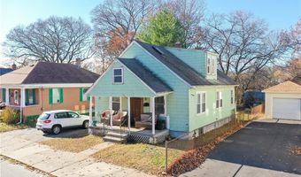 6 Columbia Ave, Lincoln, RI 02865