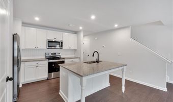 313 Rolling Green Rd, Adairsville, GA 30103