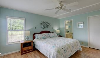 1117 Pocatella Dr, Barefoot Bay, FL 32976